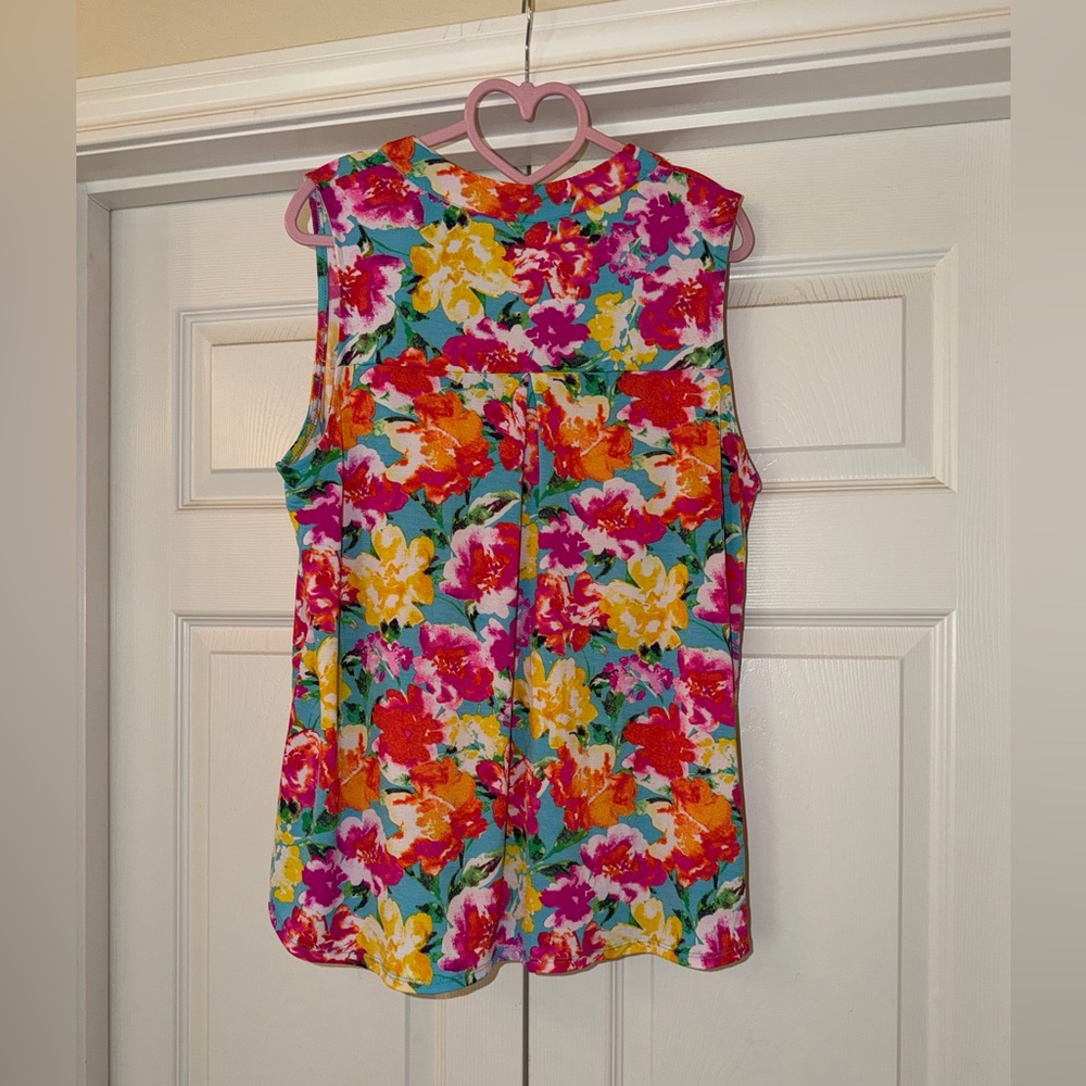 Dear Scarlett Floral Sleeveless V-Neck Top - Teal, Yellow, Pink - Picture 2 of 4